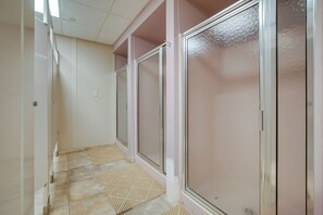 Apartment (1 Bedroom) | Interior - Atlantic City Condo w/ Community Pool! (Atlantic City)