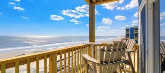Beachfront Family Condo w/ Stunning Views!