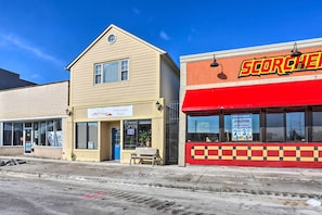 Apartment (1 Bedroom) | Interior - Updated Lake Erie Home ~ 34 Mi to Cedar Point! (Lorain)
