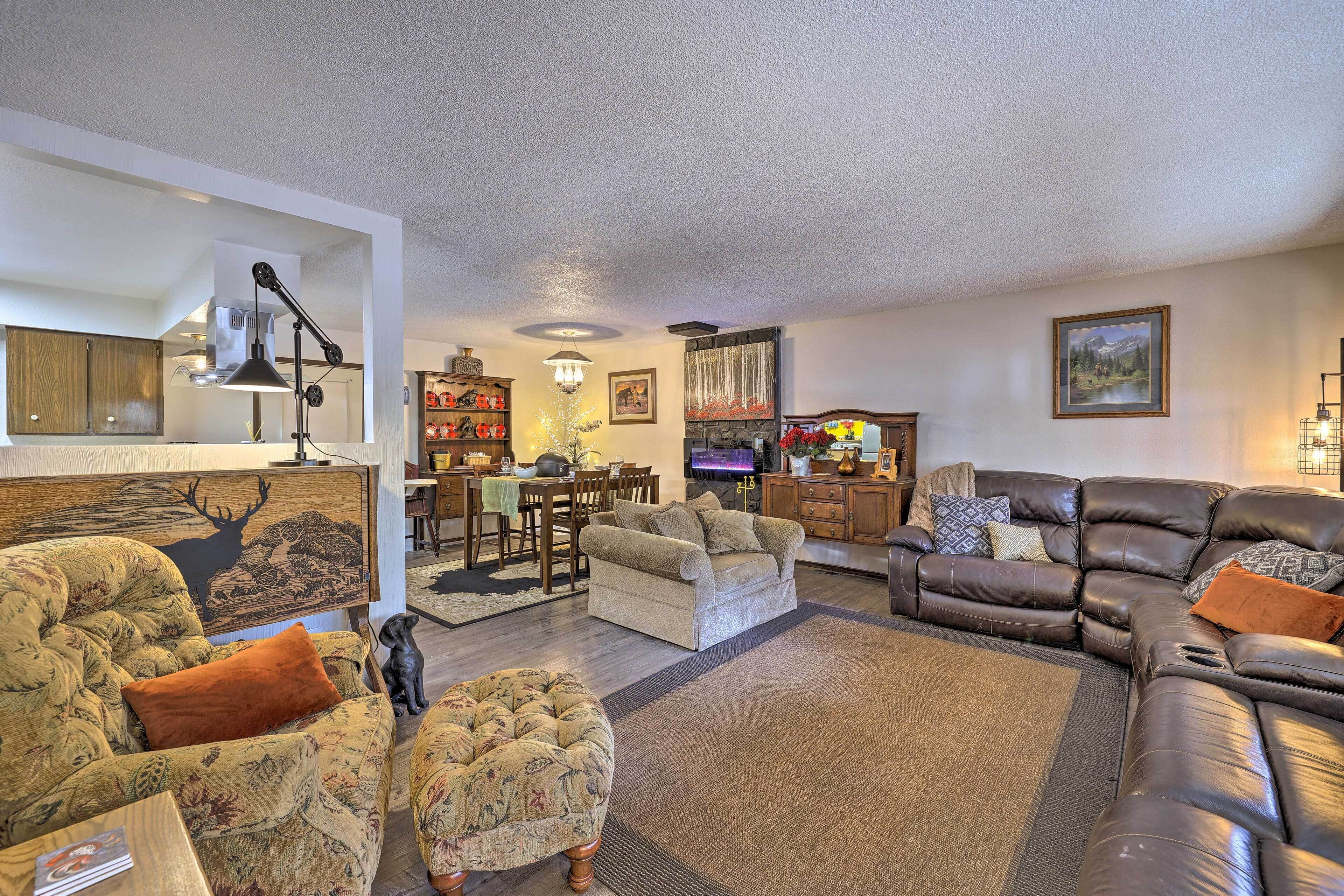 House (4 Bedrooms) | Interior