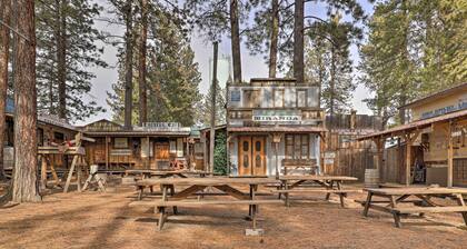 Rustic Western Home: Walk to Winchester Lake!