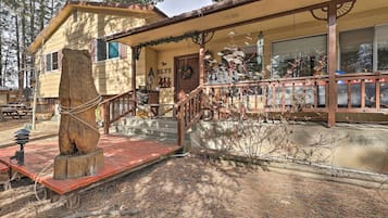 House (4 Bedrooms) | Front of property