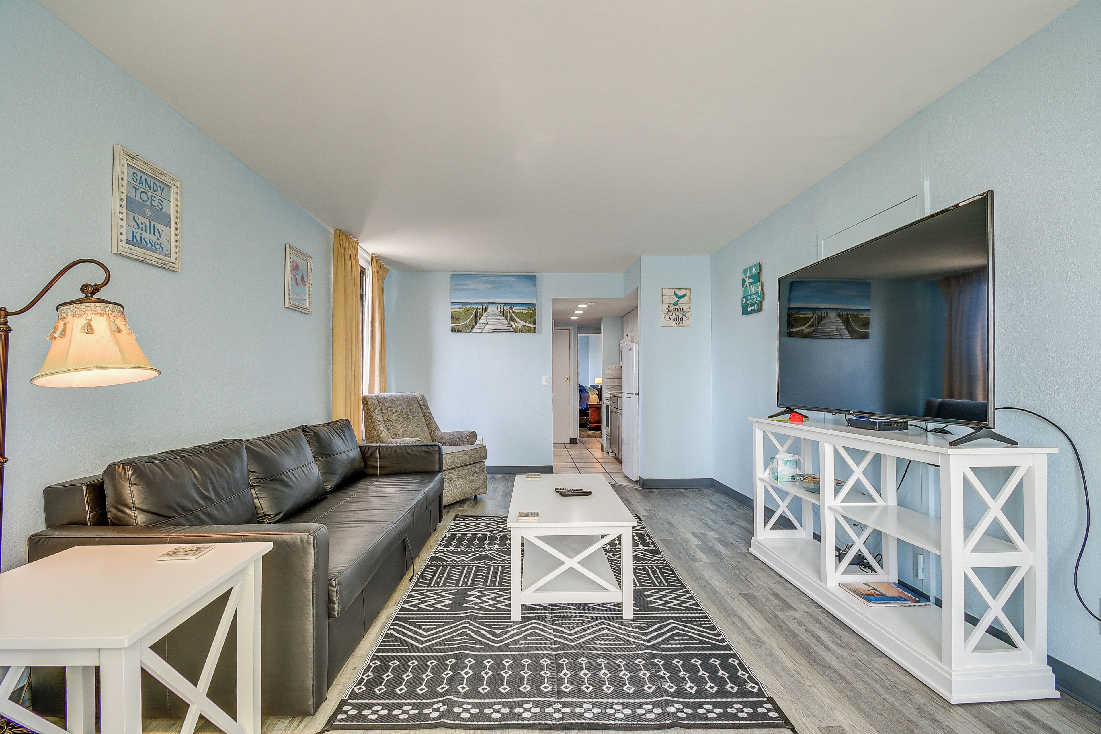 Apartment (1 Bedroom) | Interior