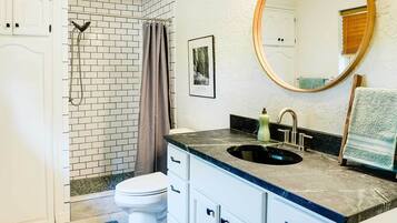 House (3 Bedrooms) | Bathroom | Shower