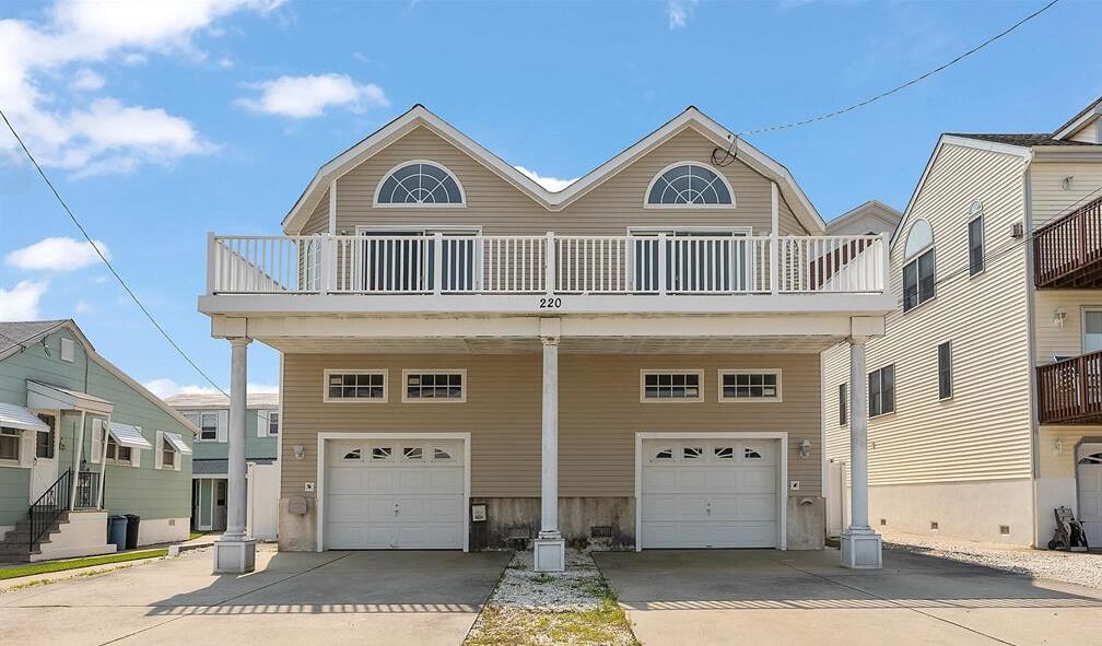 Spectacular Townhouse 200 Block in the Heart of Sea Isle