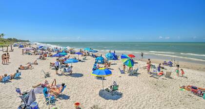 Updated Dtwn Naples Condo: Across From Beach!