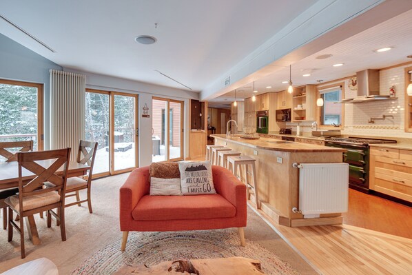 House (Multiple Bedrooms) | Interior - White Mountain Escape w/ Separate In-law Suite! (Thornton)