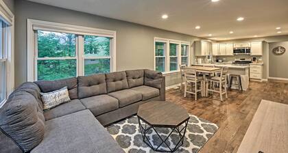 Updated Twin Lakes Cottage, Walk to Lake Mary