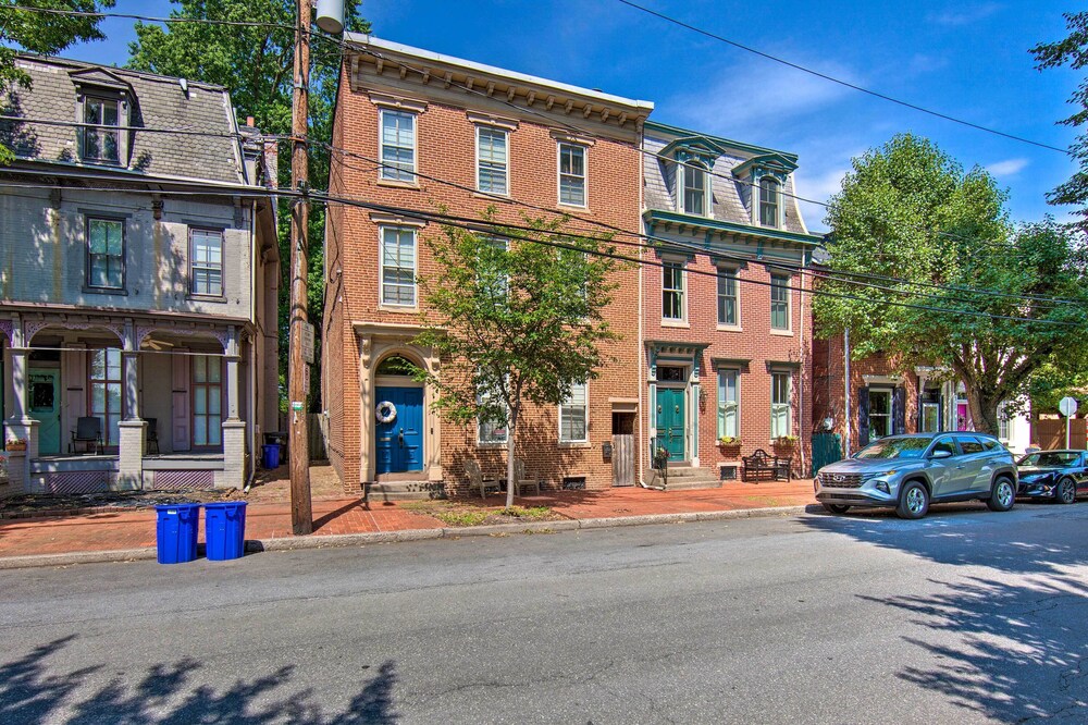 Riverfront Harrisburg Home < 1 Mi to Dtwn!