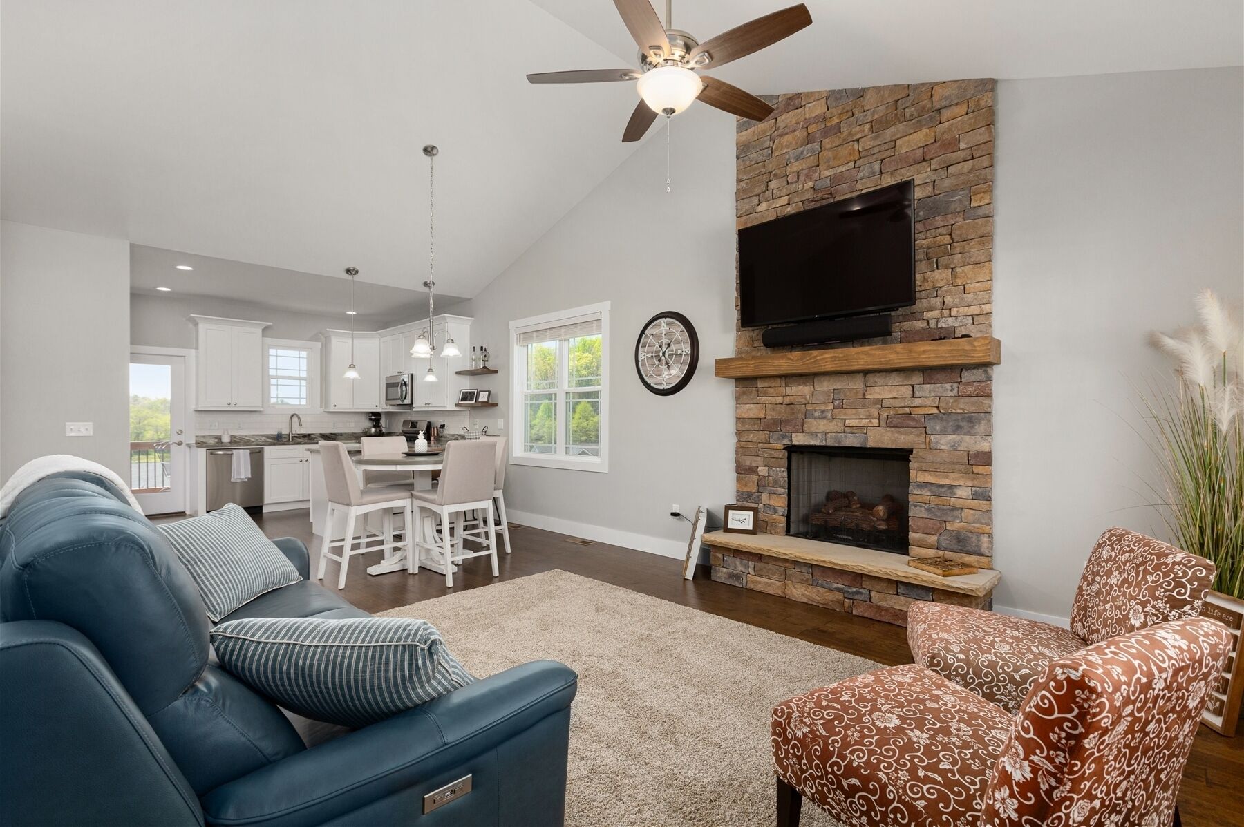 NEW!  Cypress Run House, Spacious new home, doggie park