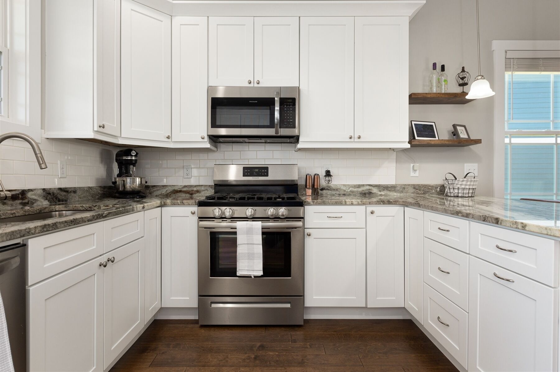 NEW!  Cypress Run House, Spacious new home, doggie park