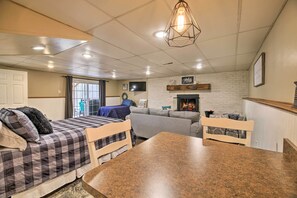 Apartment (0 Bedroom) | Interior