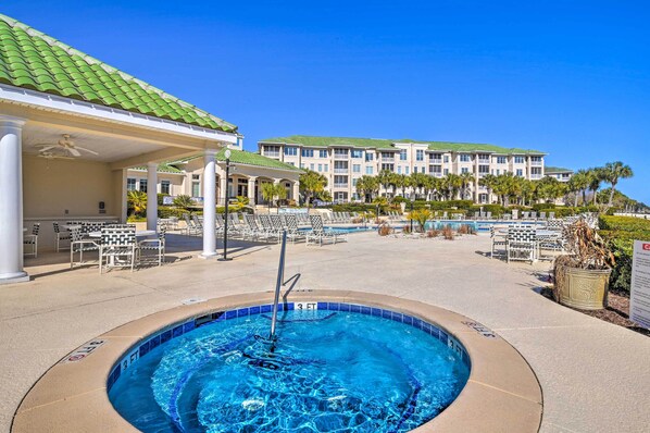 Interior - Resort Perks: Upscale Condo in North Myrtle Beach (North Myrtle Beach)