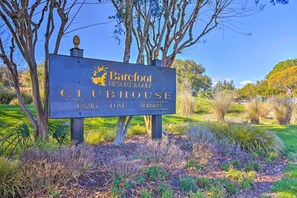 Interior - Resort Perks: Upscale Condo in North Myrtle Beach (North Myrtle Beach)