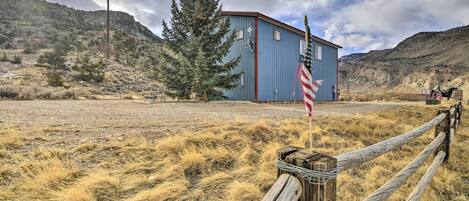 Apartment (3 Bedrooms) | Property grounds