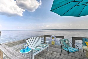 House (3 Bedrooms) | Interior - Idyllic Waterfront Escape w/ Private Boat Dock! (Summerton)