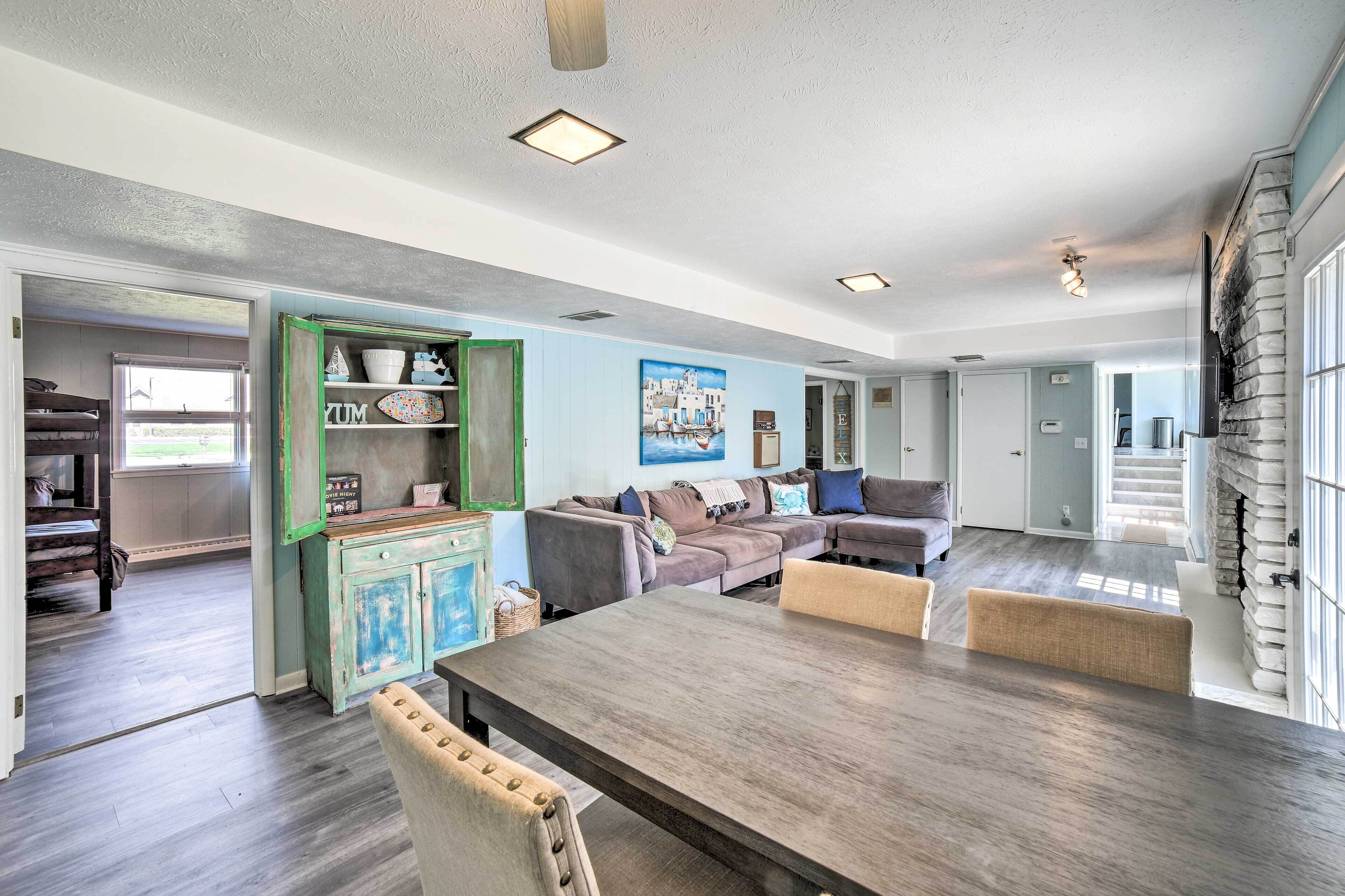 House (5 Bedrooms) | Interior