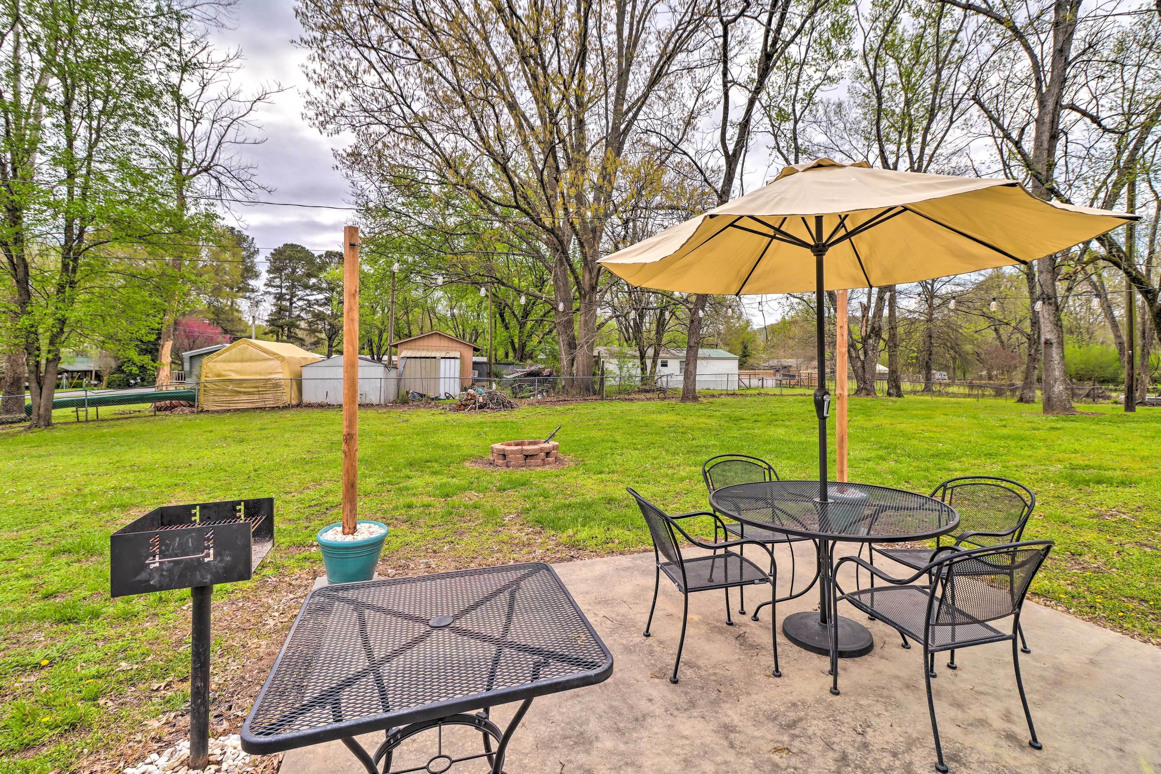 Rainbow Island Cabin Near Hiking & Fishing!
