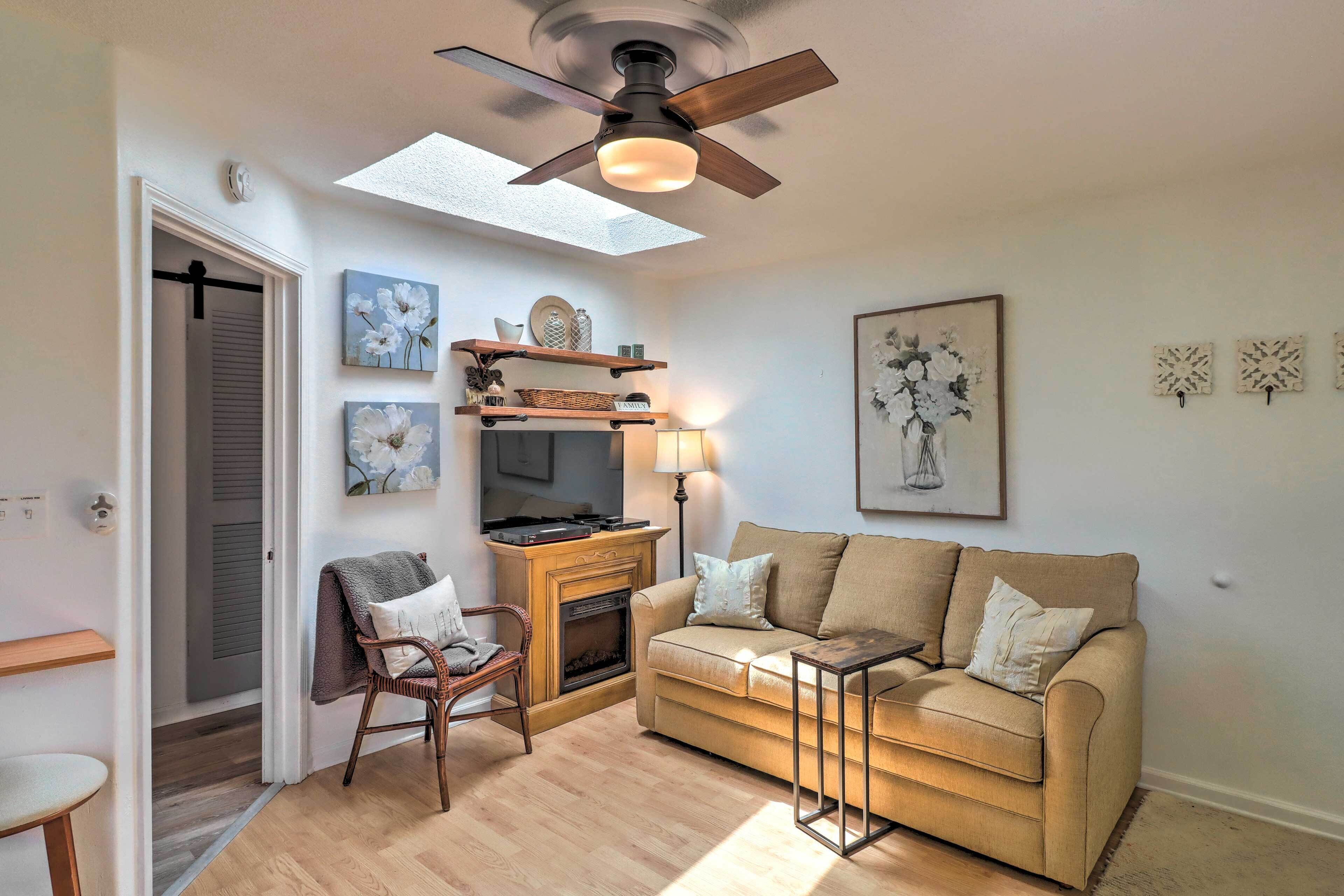 Rainbow Island Cabin Near Hiking & Fishing!