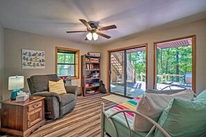 單棟房屋 (4 Bedrooms) | 內部