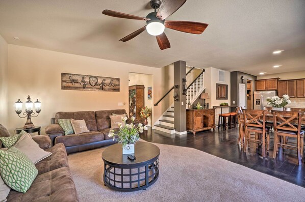 House (4 Bedrooms) | Interior