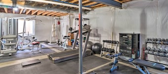 Pet-friendly Parker House Rental w/ Home Gym!