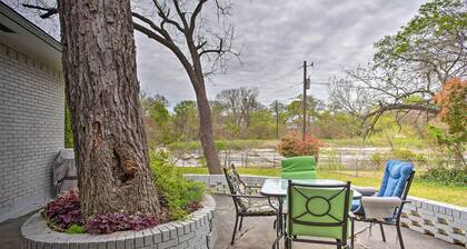 8 Mi to Lake Ray Hubbard: Creekside Garland Home