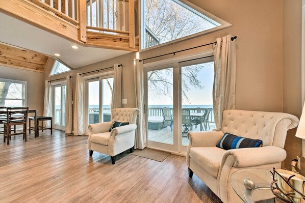 Cottage (2 Bedrooms) | Interior