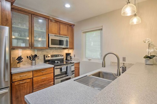 Peaceful Edwards Condo w/ Mountain Views!