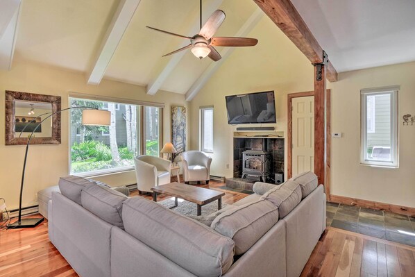 Apartment (2 Bedrooms) | Front of property - Peaceful Edwards Condo w/ Mountain Views! (Edwards)