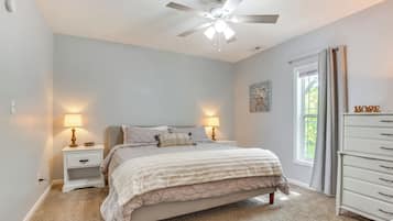 House (5 Bedrooms) | Interior