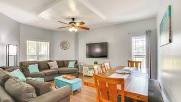 House (5 Bedrooms) | Interior