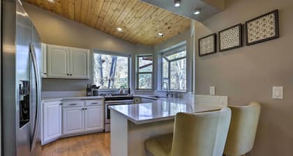 Cozy Carbondale Escape w/ Deck & Grill!