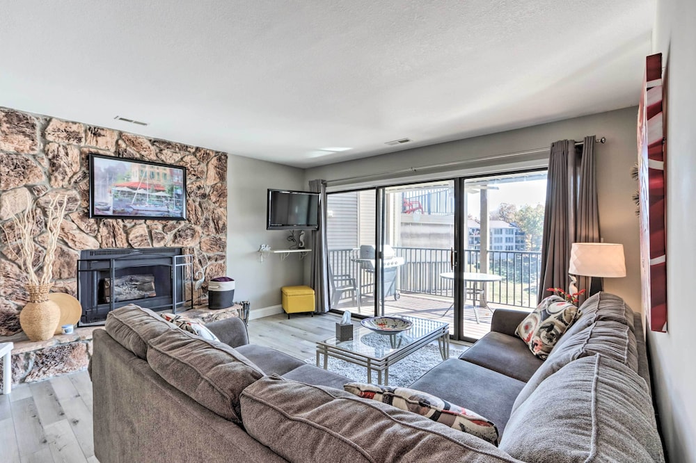 Bright Lake Ozark Condo w/ Fireplace & Grill!