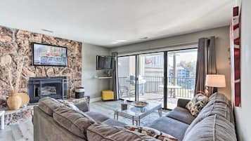 Apartment (2 Bedrooms) | Front of property