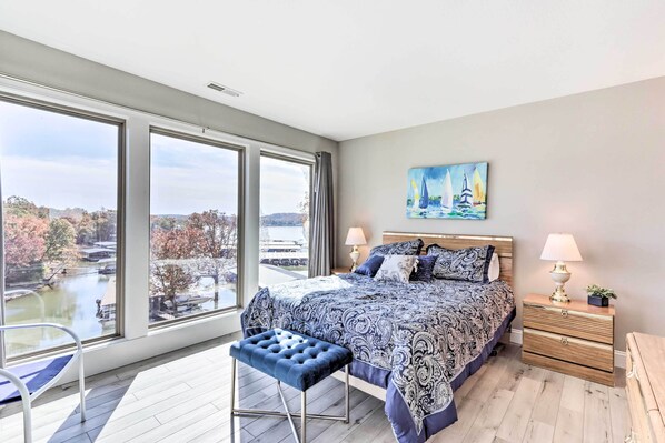 Apartment (2 Bedrooms) | Interior - Fireplace & Water Views: Lake Ozark Condo! (Lake Ozark)