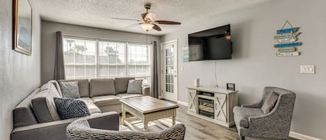 Apartment (3 Bedrooms) | Front of property