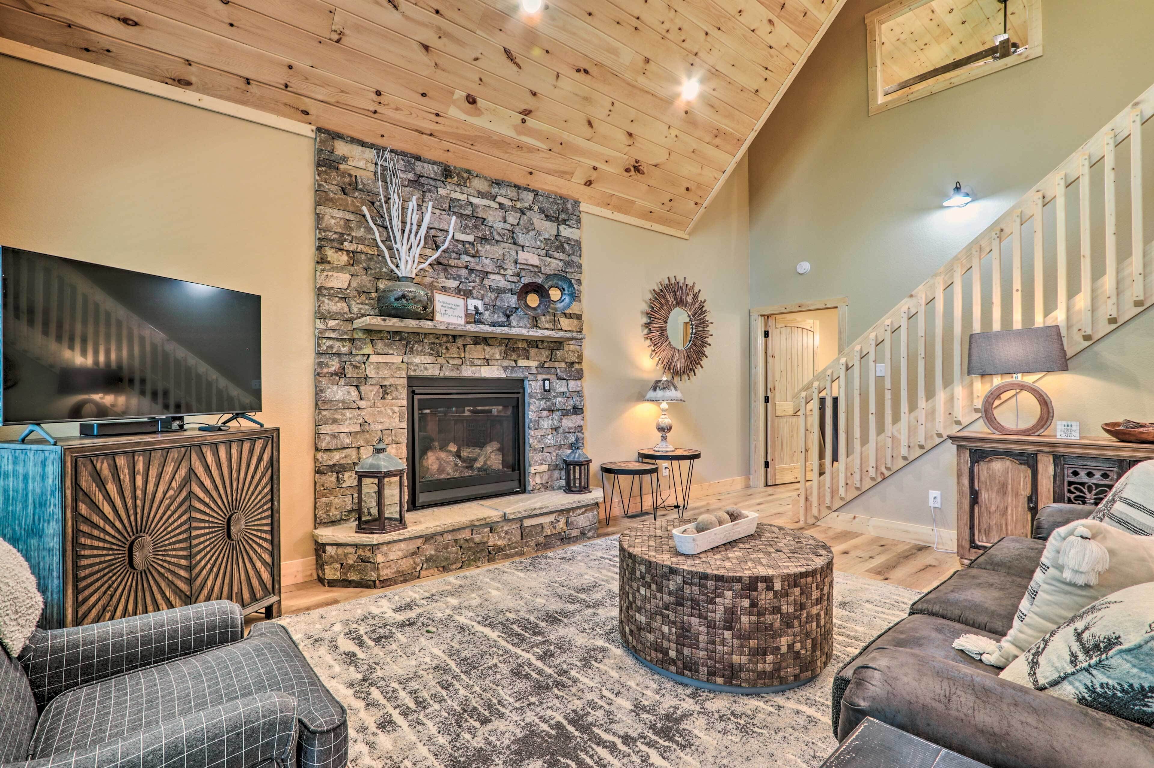 Sevierville Cabin w/ Private Deck & Hot Tub!