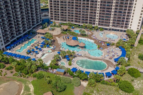 Resort Amenities: Chic North Myrtle Beach Condo!