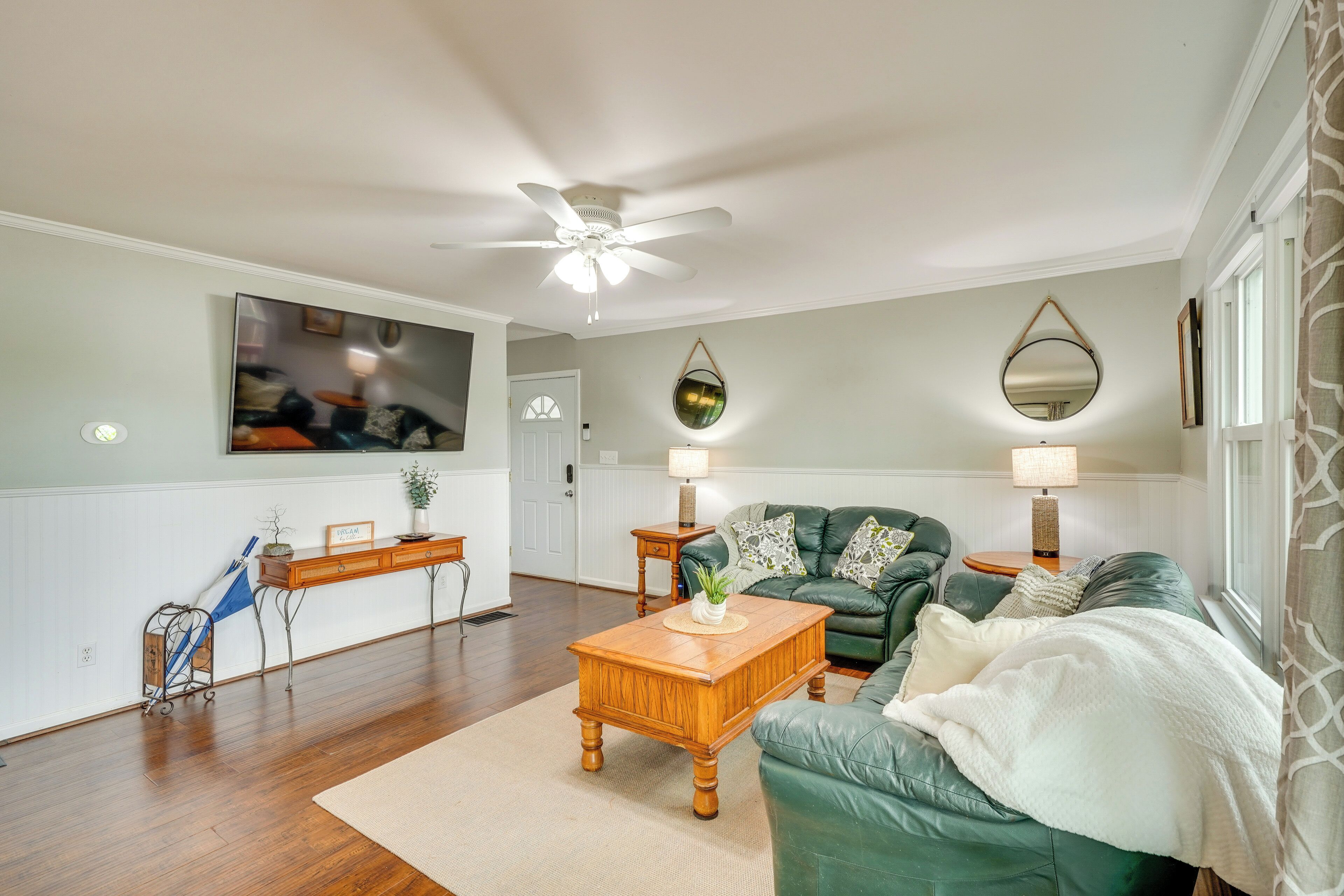 North Carolina Retreat - Deck, Grills & Lake Views