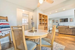 Interior - Arden Bungalow w/ Fire Pit: Near Lake Julian Park (Arden)