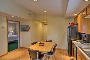 平房 (2 Bedrooms) | 住宿內部