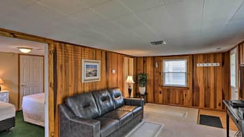 Cottage (2 Bedrooms) | Interior