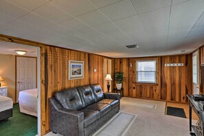 Cottage (2 Bedrooms) | Bahagian dalam