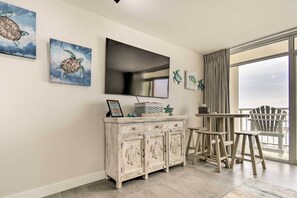Apartment (1 Bedroom) | Interior - Oceanfront Resort Condo in North Myrtle Beach (North Myrtle Beach)