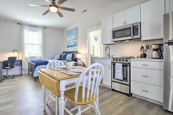 Interior - Pittsboro Studio ~ 20 Mi to Chapel Hill! (Pittsboro)