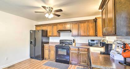 Charming Springfield Escape w/ Furnished Deck