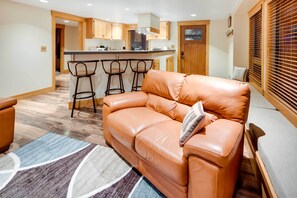 Apartment (1 Bedroom) | Interior