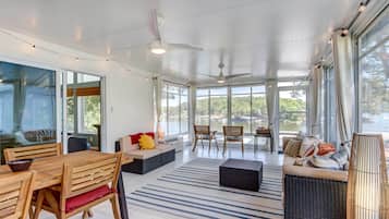 Casa (2 Bedrooms) | Interior