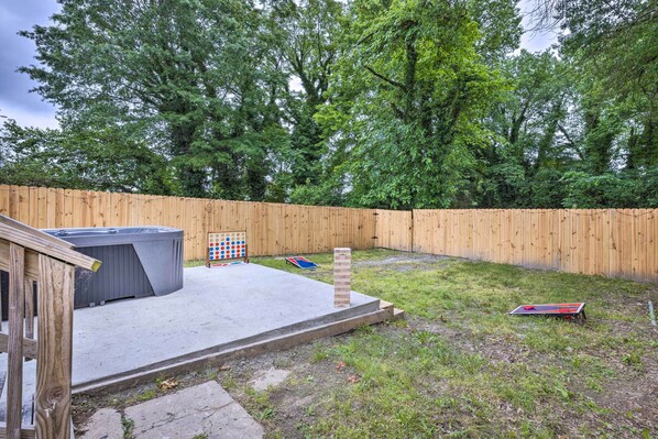 House (5 Bedrooms) | Interior